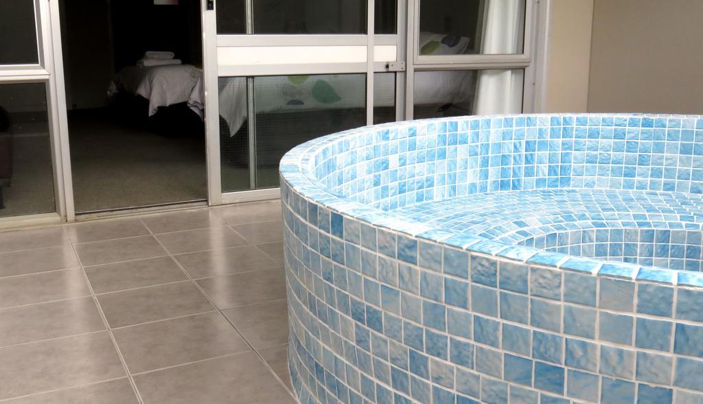 Kuirau Park Motor Lodge- Thermal Mineral Pool Rotorua Room photo