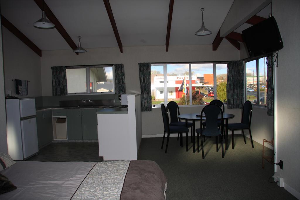 Kuirau Park Motor Lodge- Thermal Mineral Pool Rotorua Room photo